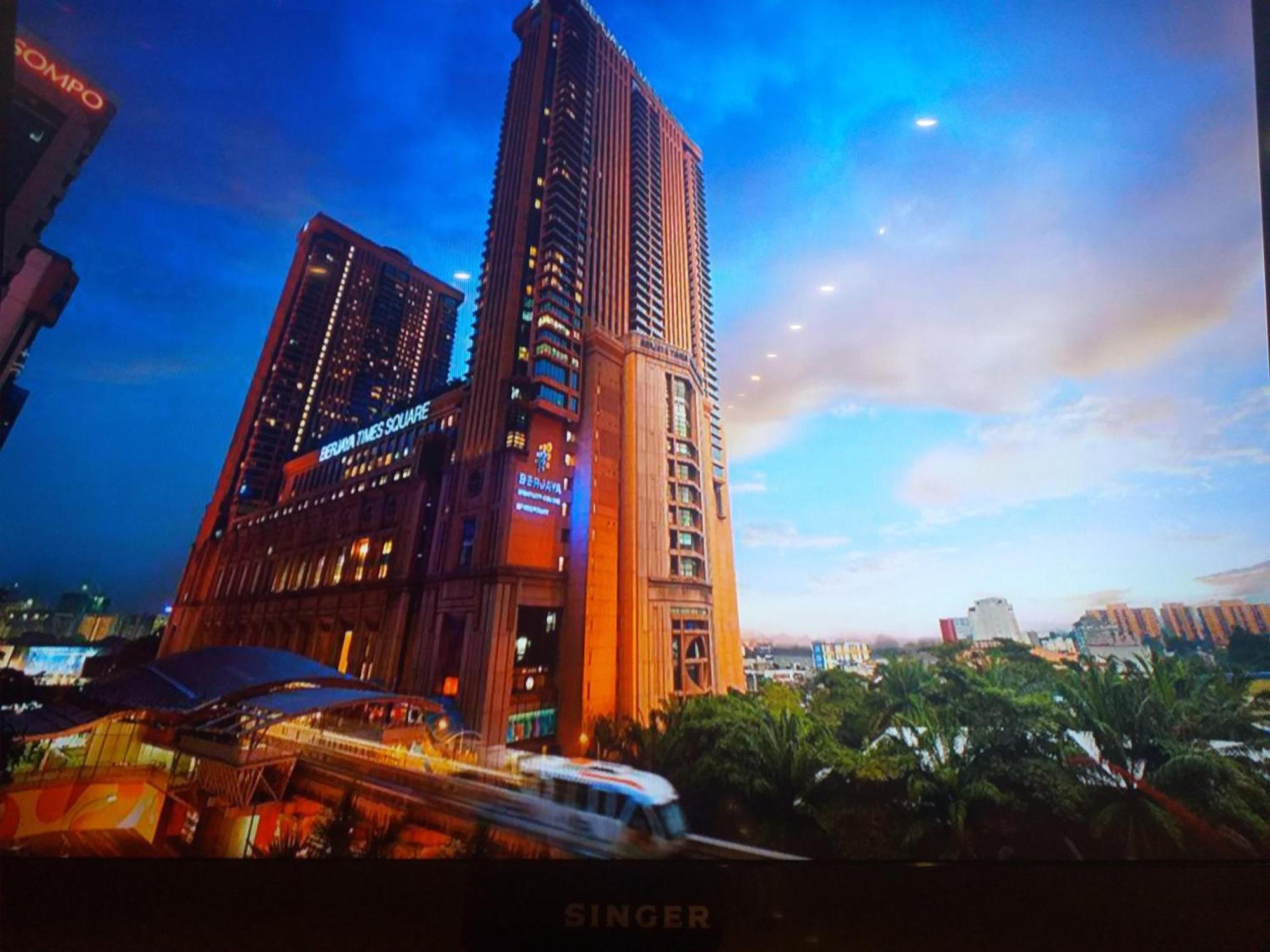 New sm service suite at times square Kualalampur Kuala Lumpur Exterior foto